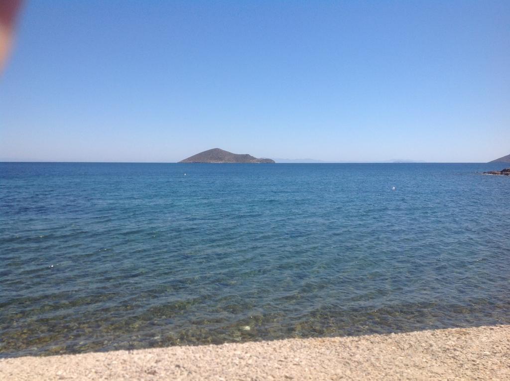 Tony'S Beach Vromolithos Dış mekan fotoğraf