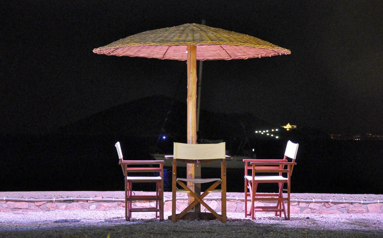 Tony'S Beach Vromolithos Dış mekan fotoğraf